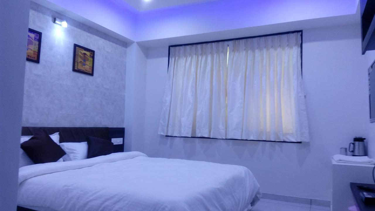Hotel Best Velly 간디나가르 외부 사진